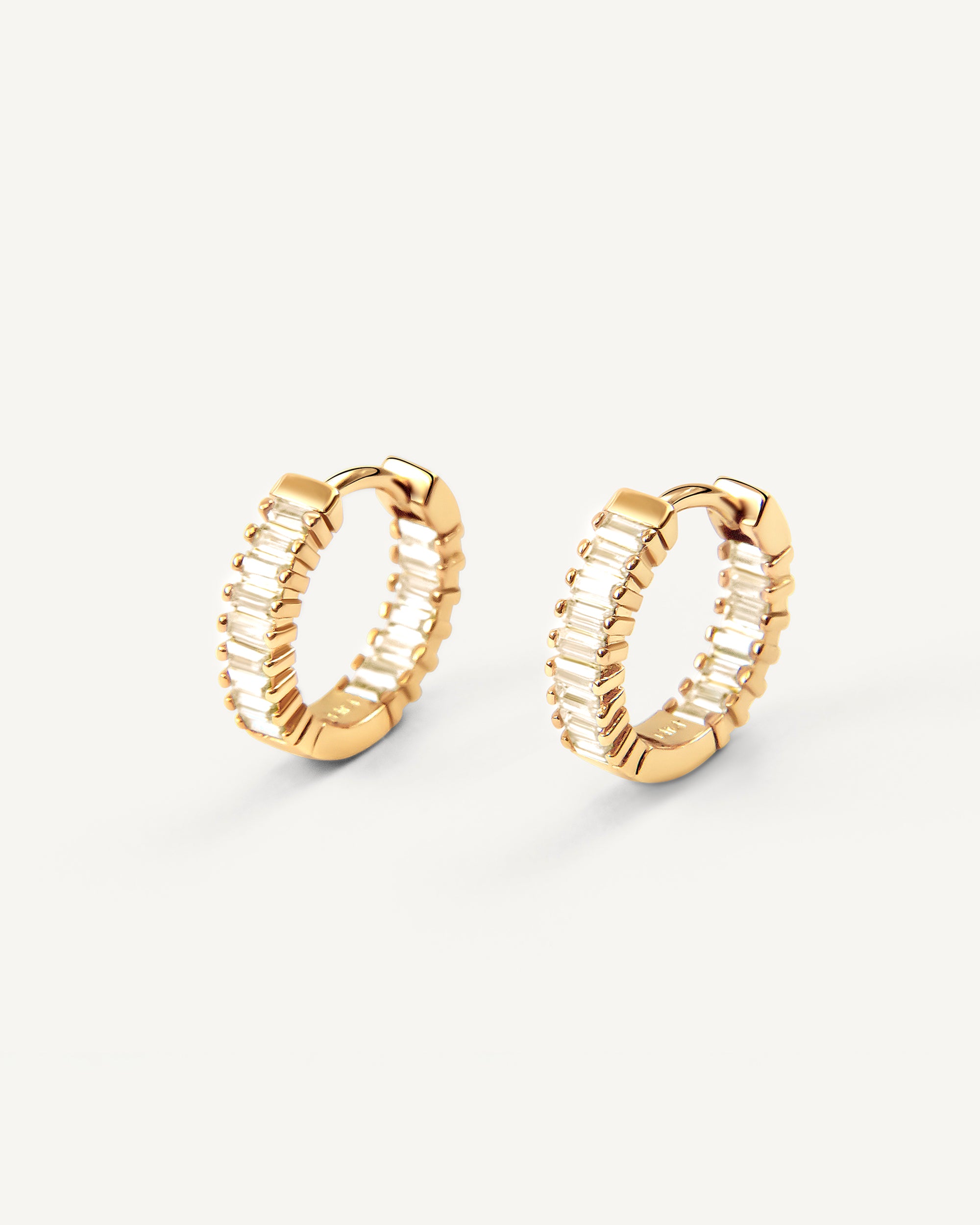 BAGUETTE CRYSTAL HOOP BAGUETTE CRYSTAL HOOP