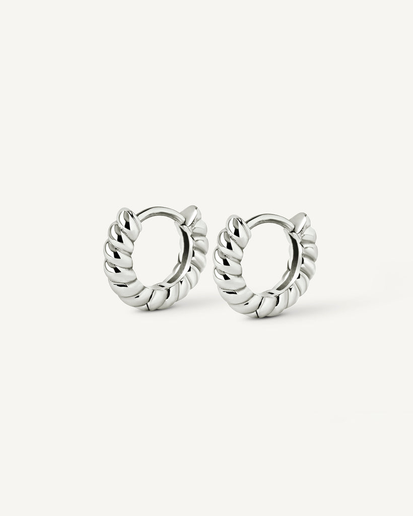Orecchini A Cerchio Huggie In Argento 925 – Donna E Ragazza – Taglia Media 18x30 Mm