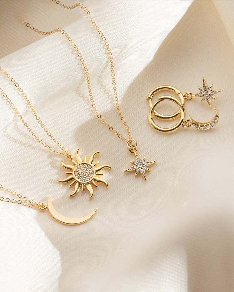 MONDAY EDITION》 Moonlit Heartstrings Long Necklace MONDAY EDITION》 Moonlit Heartstrings Long Necklace