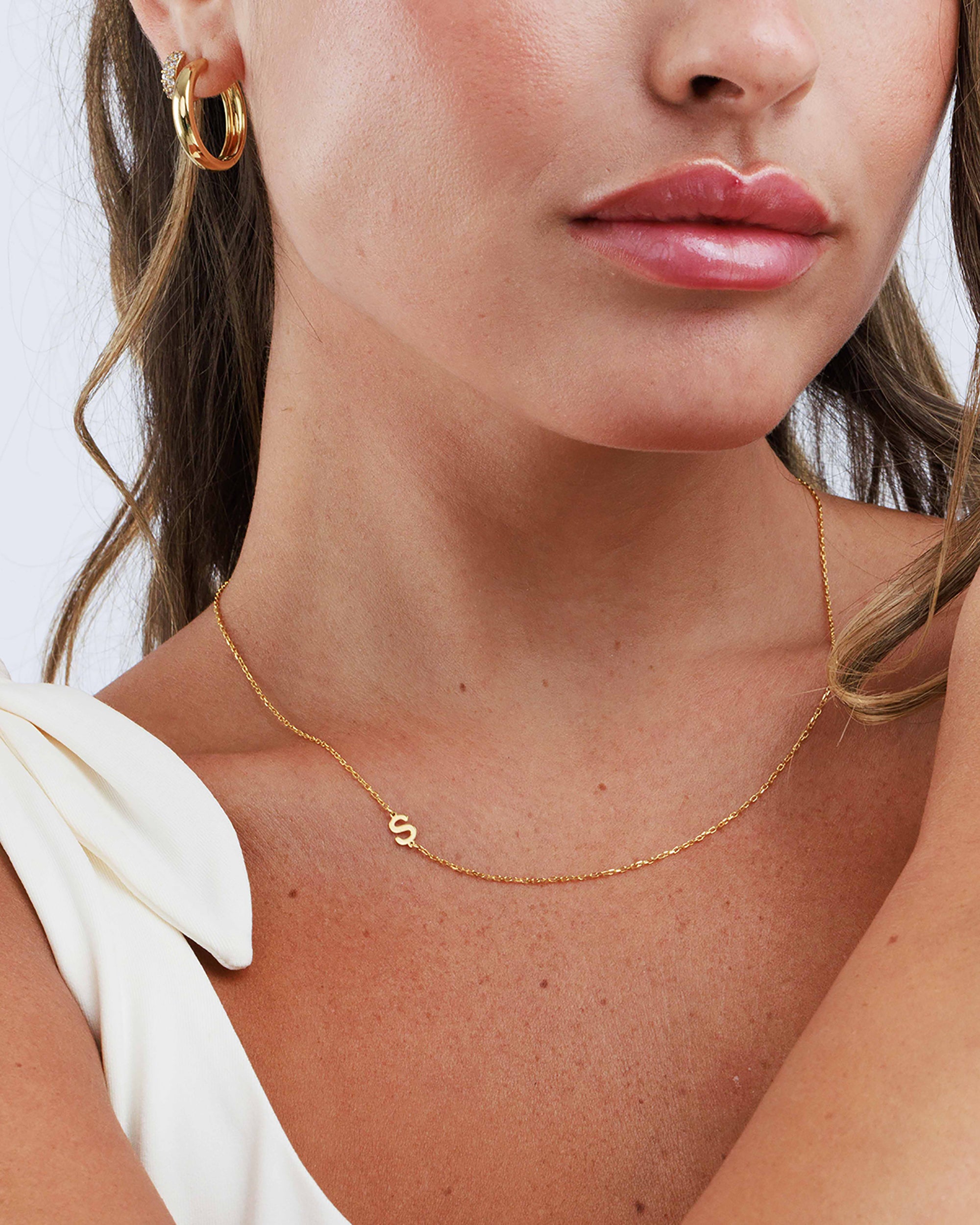 Sideways Letter Necklace – Monday Monarch