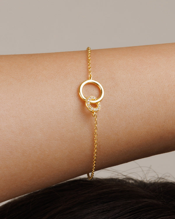 Interlocking Circles Bracelet