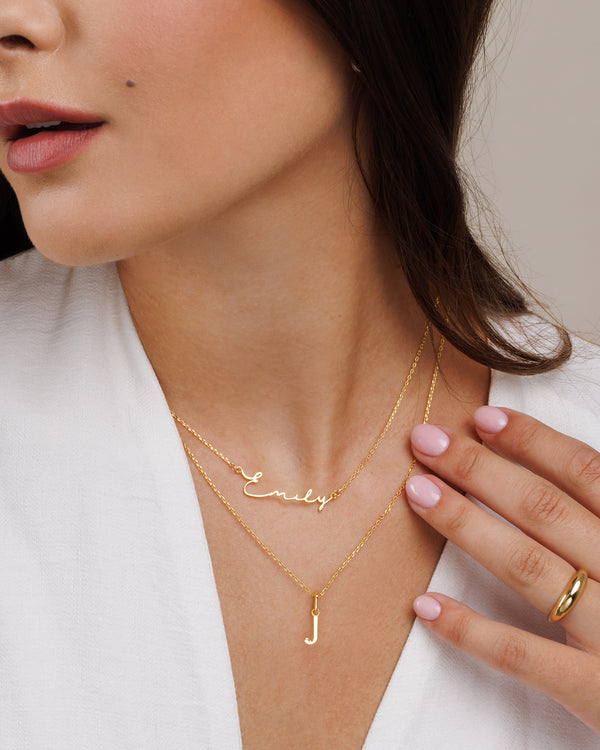 M MOOHAM Collana a forma di cuore iniziale per ragazze e donne M MOOHAM Collana a forma di cuore iniziale per ragazze e donne