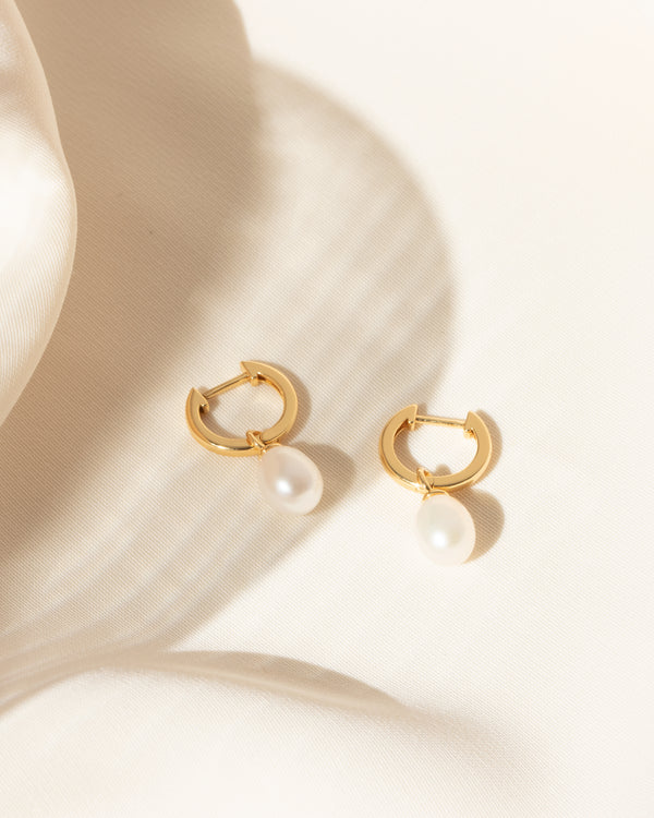 Lady Pearl Hoops