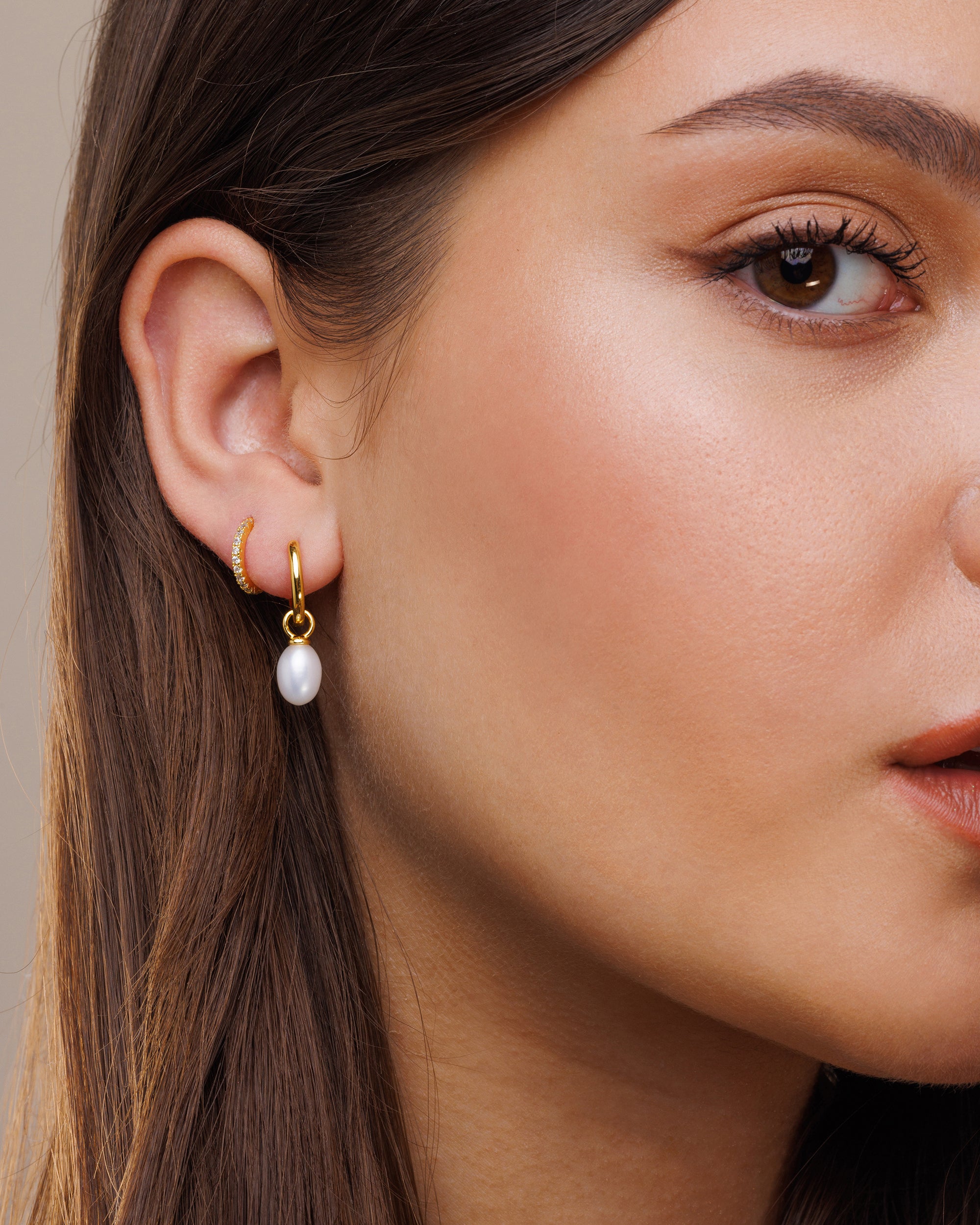 Lady Ear Rings Lady Pearl Hoop Earrings – Monday Monarch