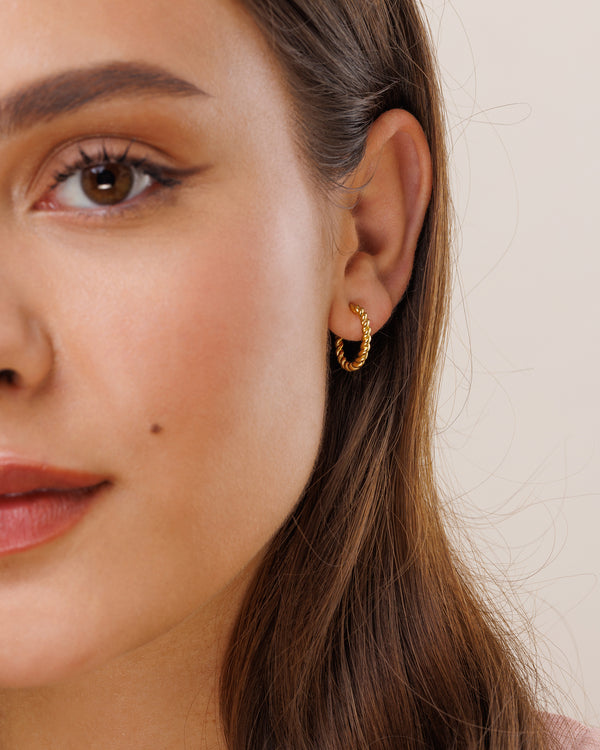 Thea twisted Hoops