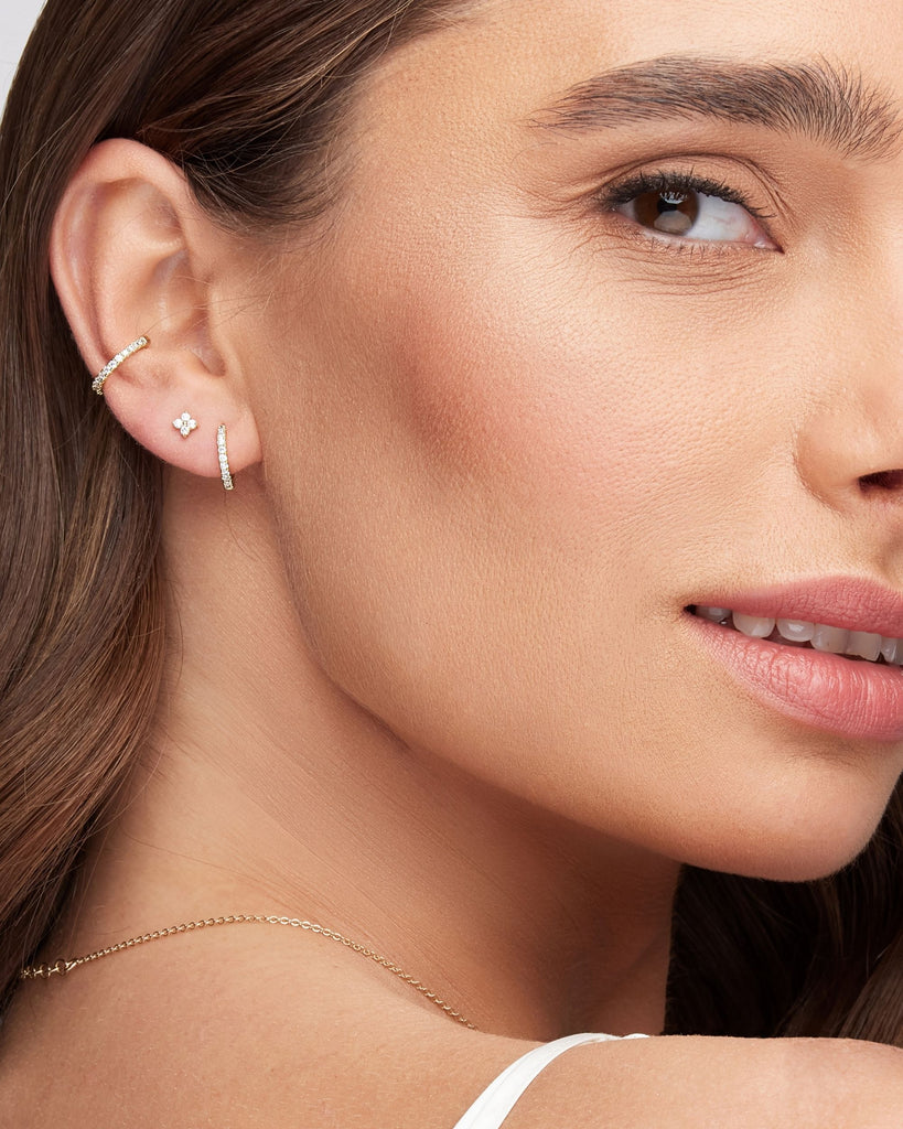 Piccoli Orecchini A Cerchio A Filo Dorato 15x0,7mm, Una Coppia - Foto 3